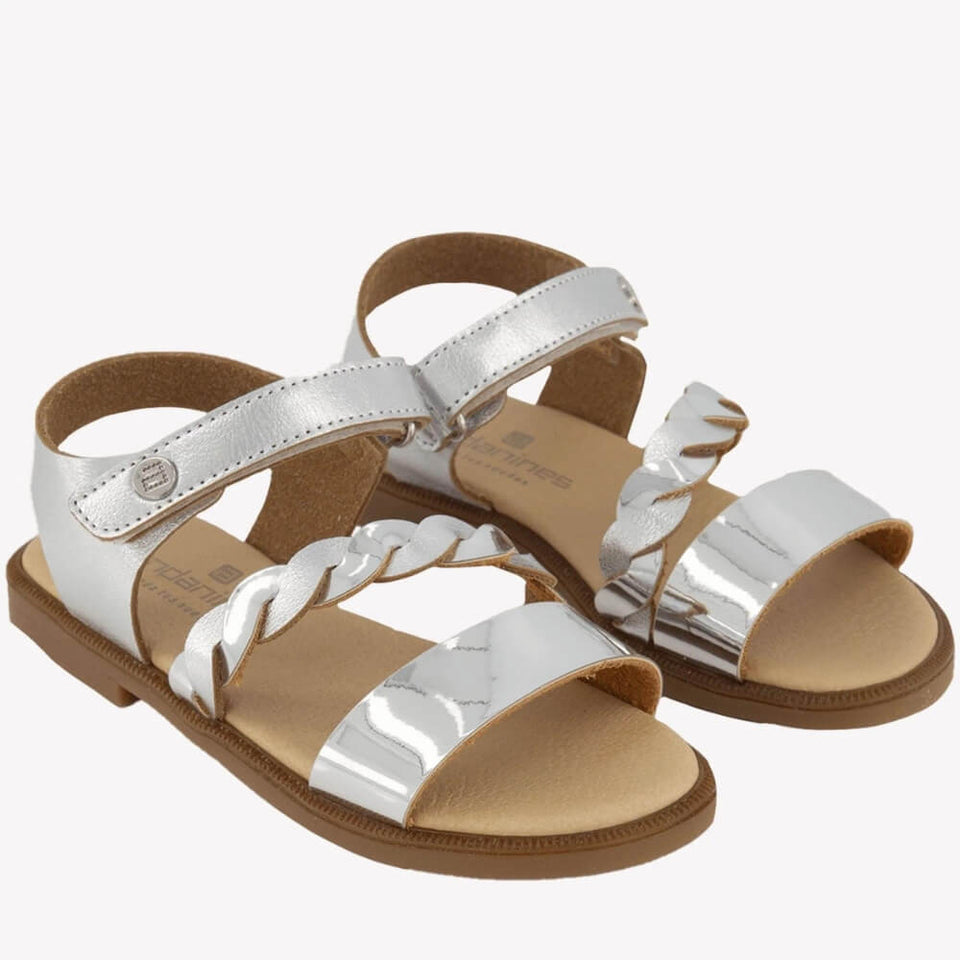 The must-have sandals of Andanines