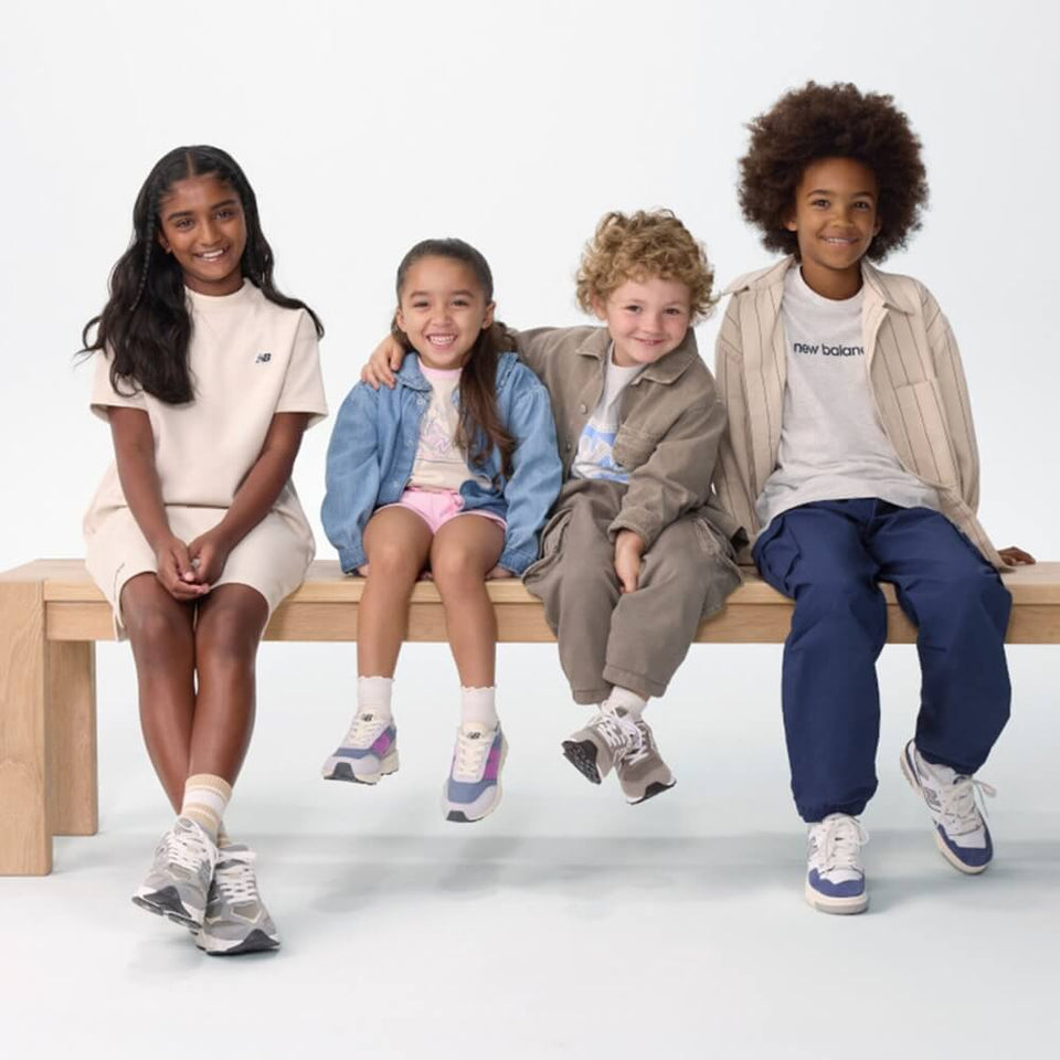 Discover the latest collection New Balance kids