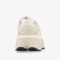 New Balance G9060 Unisex Sneakers in Beige