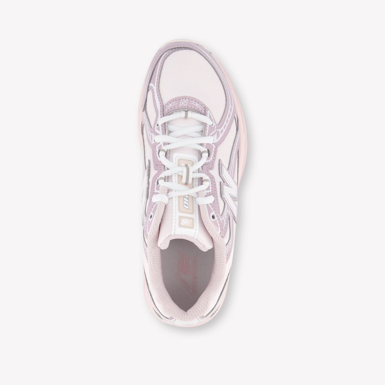 New Balance G740 Unisex Sneakers in Licht Roze