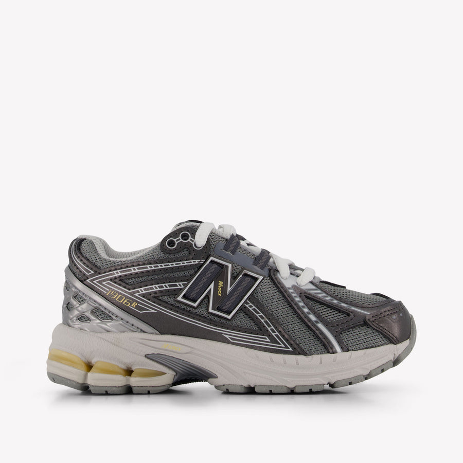 New Balance P1906 Unisex Kids Sneakers in Dark Grey