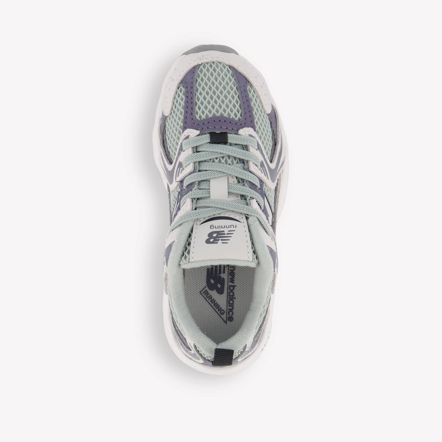 New Balance P530 Unisex Sneakers in Licht Groen