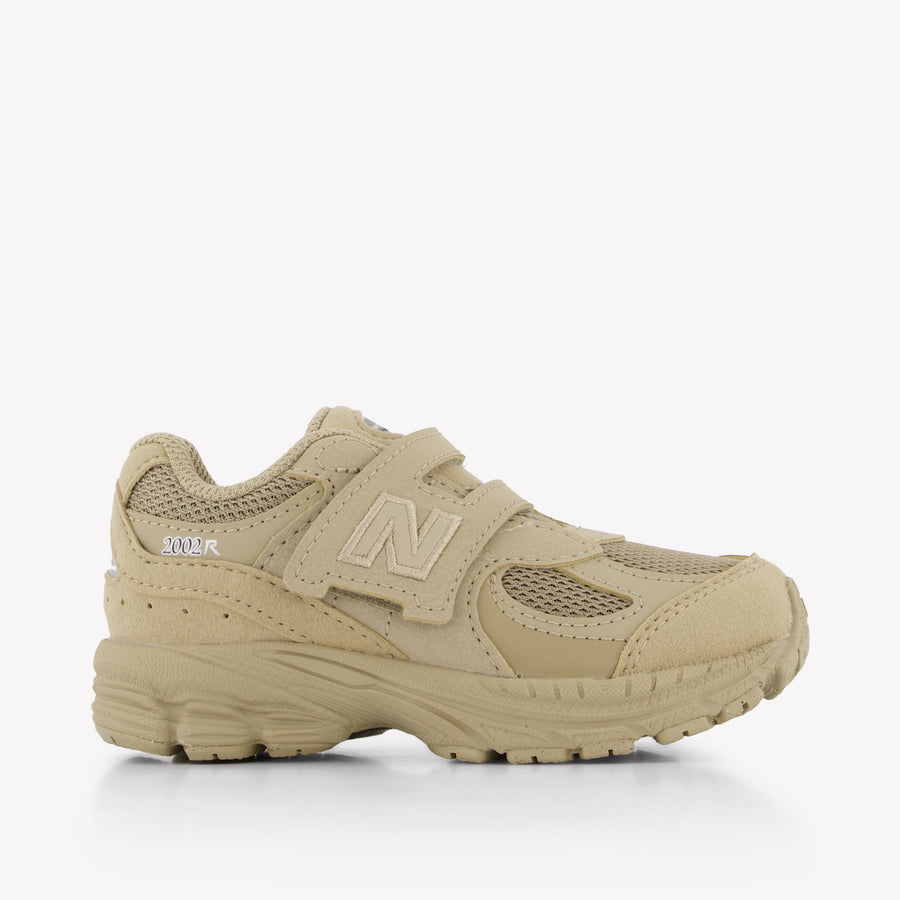 New Balance I2002 Balance Unisex Sneakers  Beige