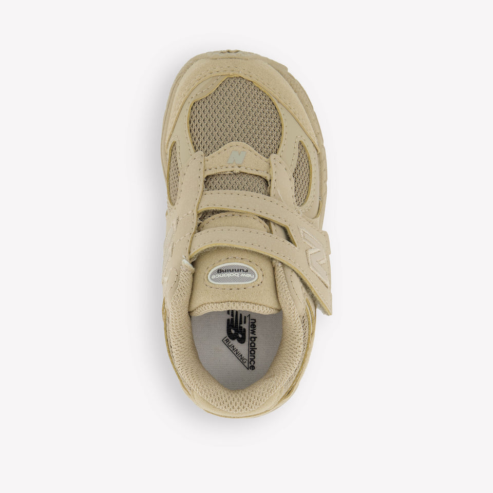 New Balance I2002 Unisex Sneakers in Beige