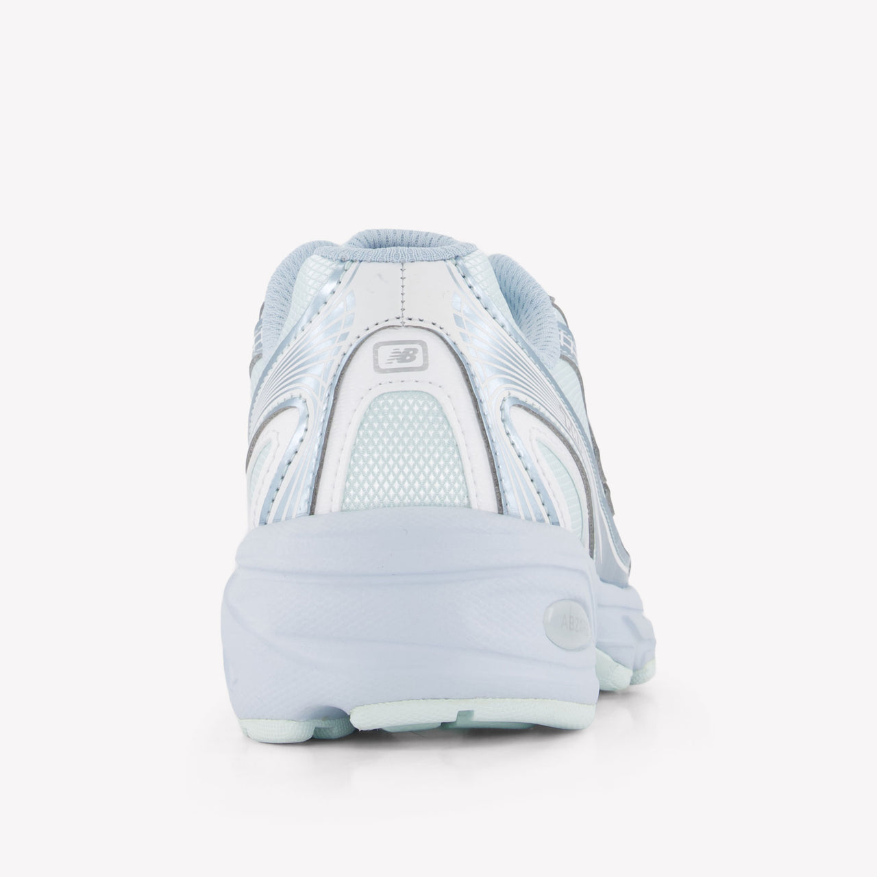 New Balance G740 Unisex Sneakers in Licht Blauw