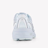 New Balance G740 Unisex Sneakers in Licht Blauw