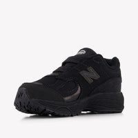 New Balance I2002 Balance Unisex Sneakers  Black