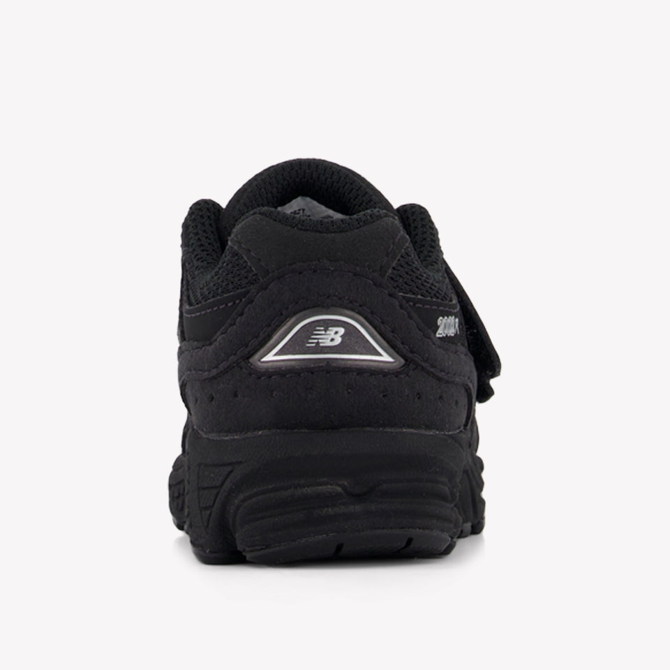 New Balance I2002 Balance Unisex Sneakers  Black