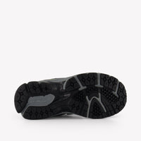 New Balance Unisex Sneakers In Black