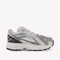 New Balance Unisex Sneakers In Silver