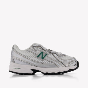 New Balance Unisex Sneakers In Green