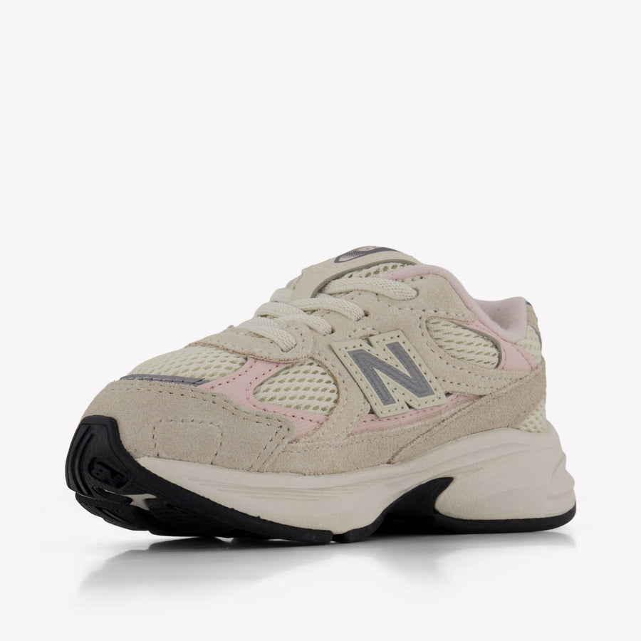 New Balance Unisex Sneakers In Light Pink