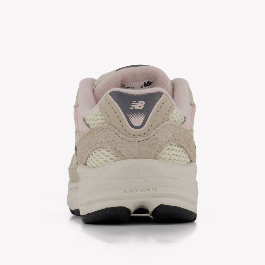 New Balance Unisex Sneakers In Light Pink