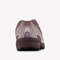 New Balance Unisex Sneakers In Light Pink