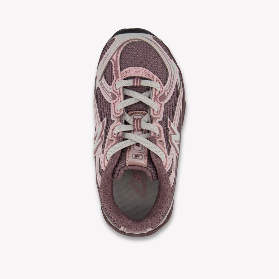 New Balance Unisex Sneakers In Light Pink