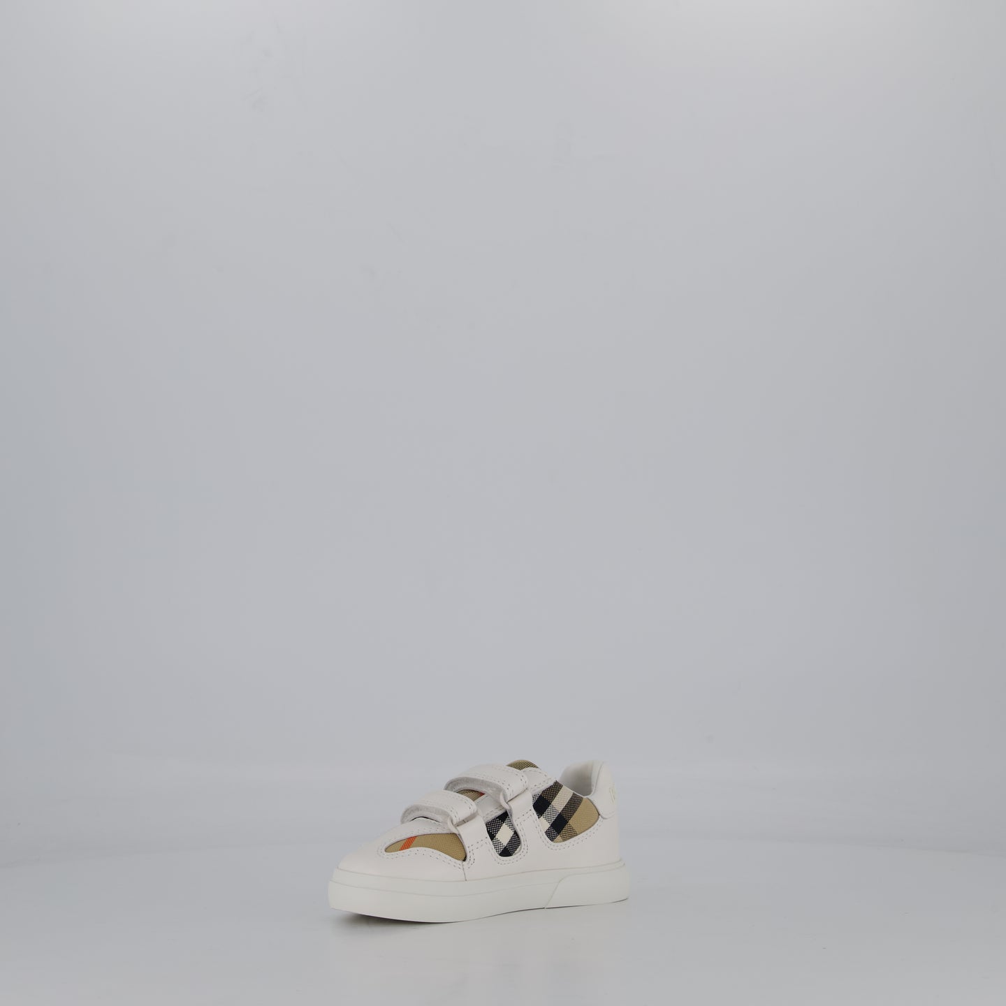 Burberry NOAH Unisex Sneakers In Wit