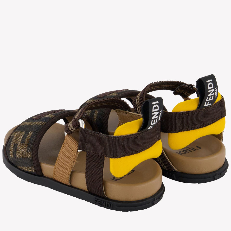 Fendi Unisex Sandalen In Bruin