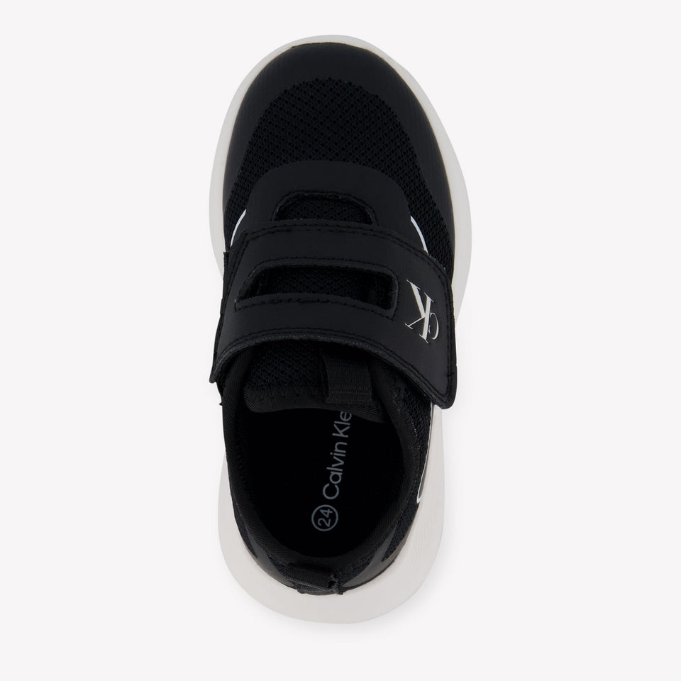 Calvin Klein Boys Sneakers in Black