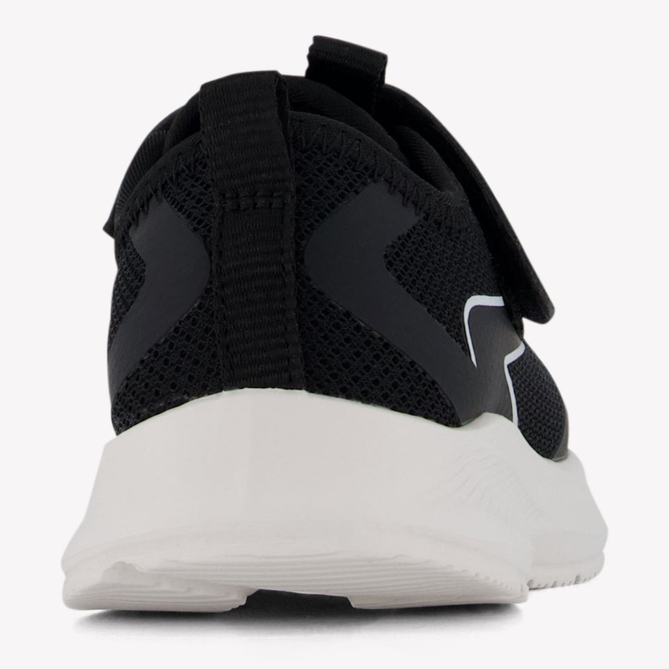 Calvin Klein Boys Sneakers in Black