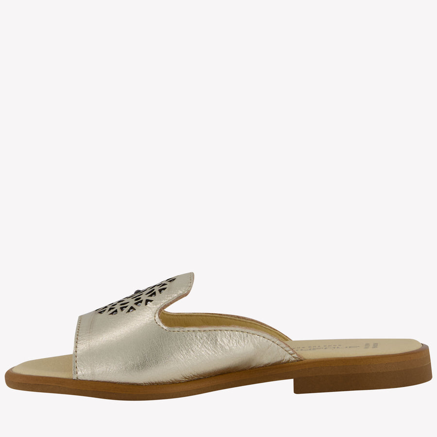 Andanes Girls Flipflops  Gold
