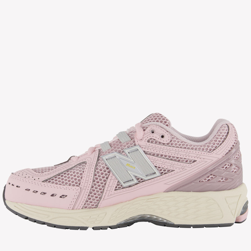 New Balance 1906 Unisex Sneakers in Light Pink