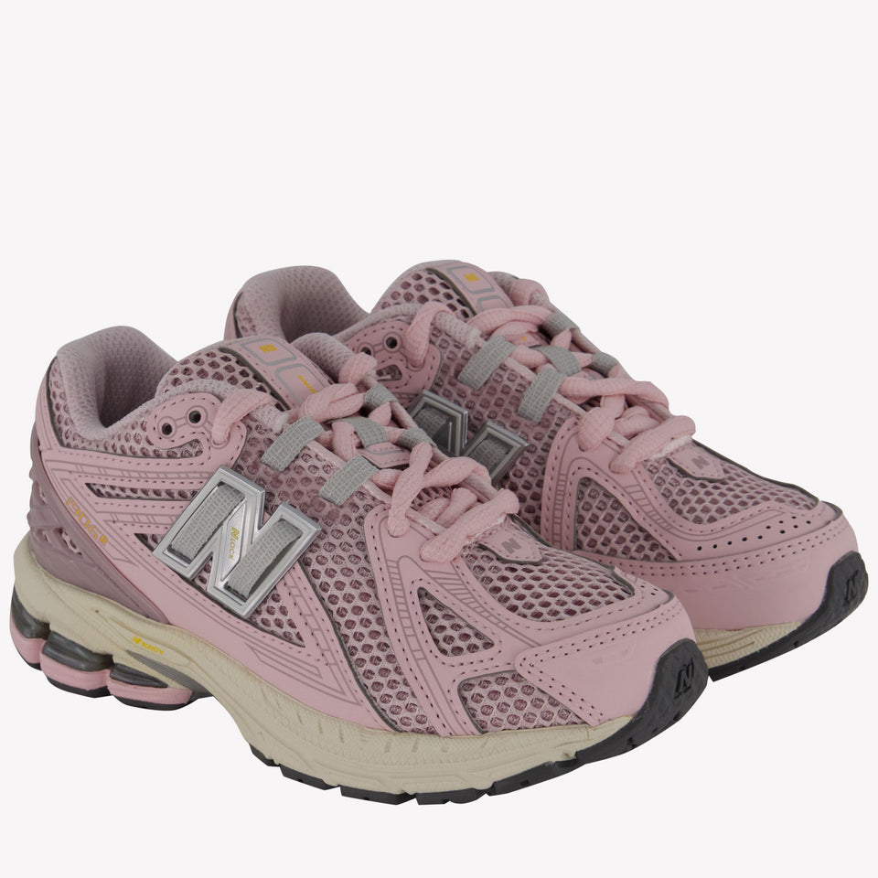 New Balance 1906 Unisex Sneakers in Light Pink