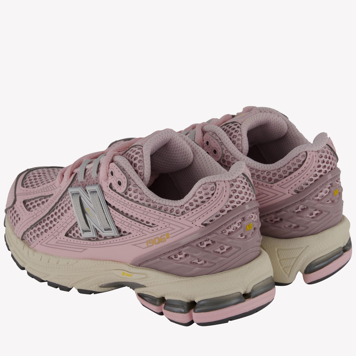 New Balance 1906 Meisjes Sneakers In Licht Roze