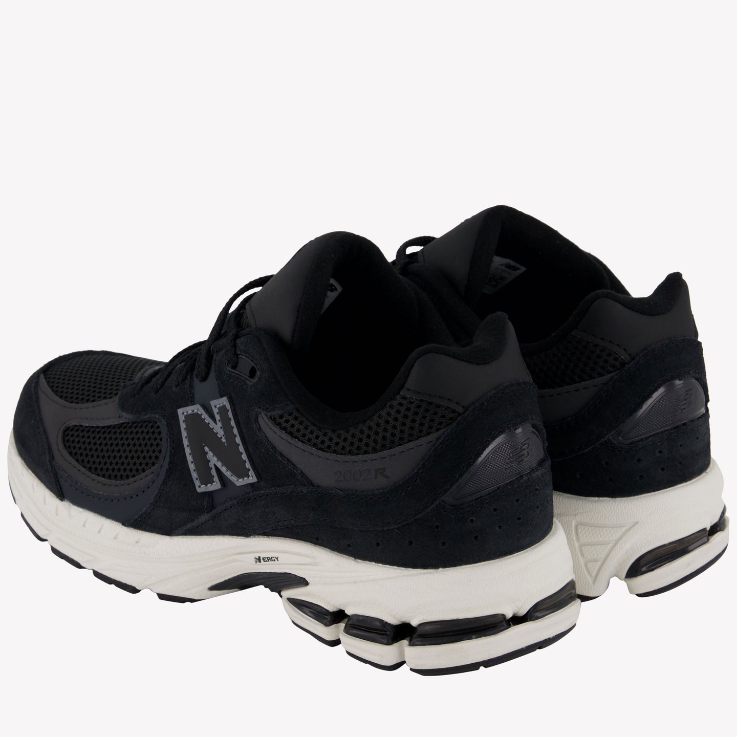 New Balance 2002 Unisex Sneakers In Zwart