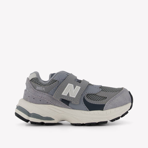 New Balance 2002 Unisex Sneakers  Gray