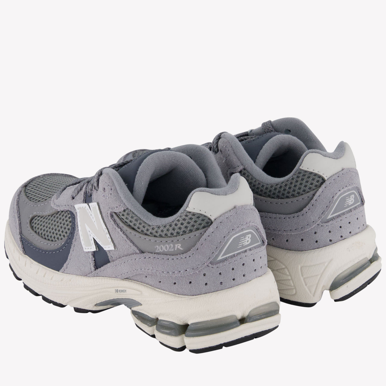 New Balance 2002 Unisex Sneakers  Gray