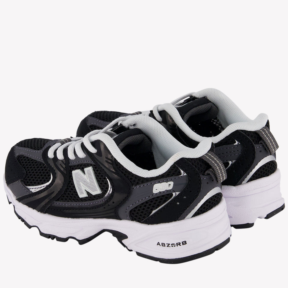 New Balance 530 Unisex Sneakers in Black