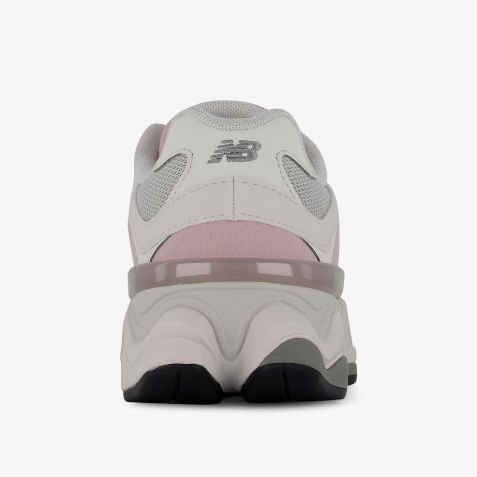 New Balance 9060 Unisex Sneakers in Light Pink