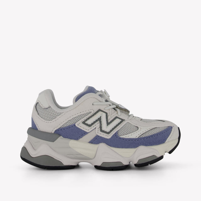 New Balance 9060 Unisex Sneakers in Light Blue