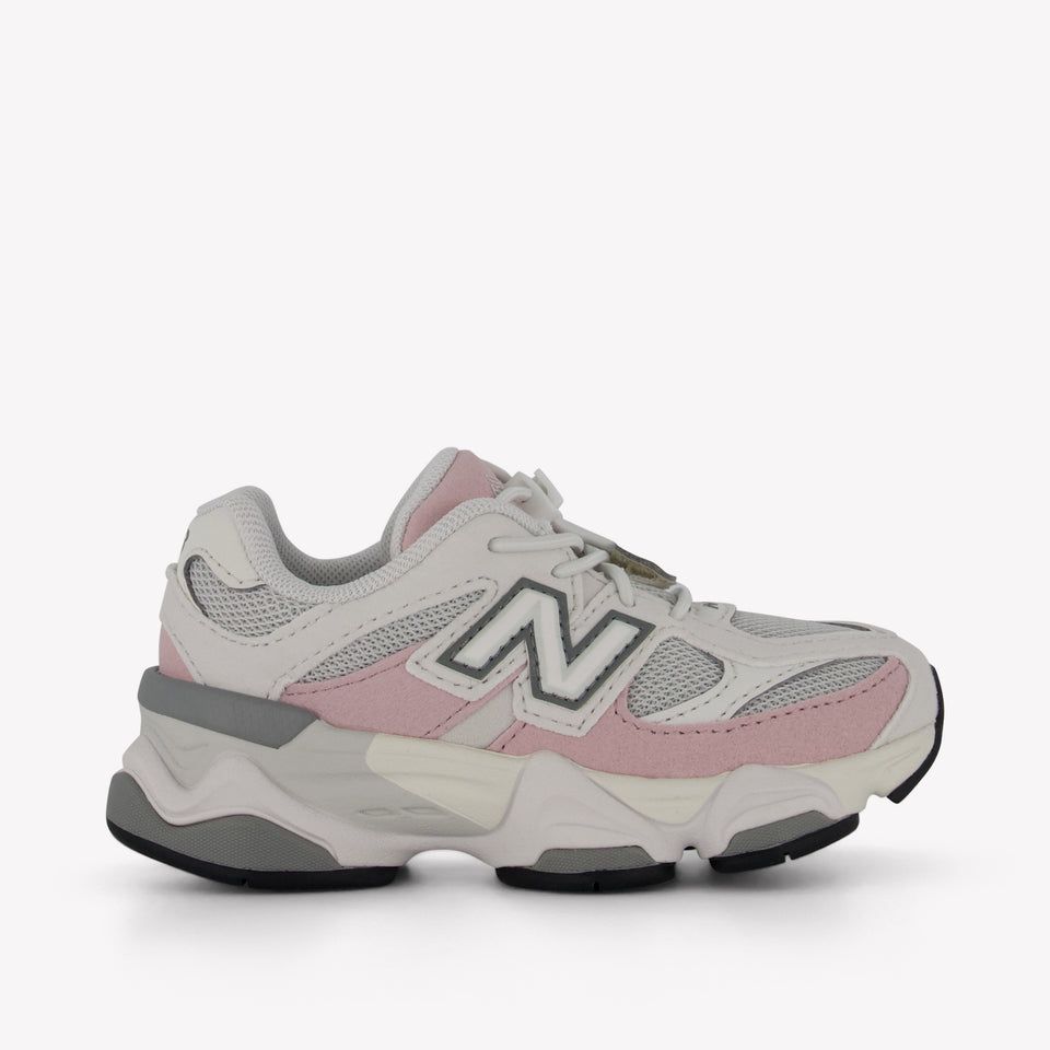 New Balance 9060 Meisjes Sneakers In Licht Roze