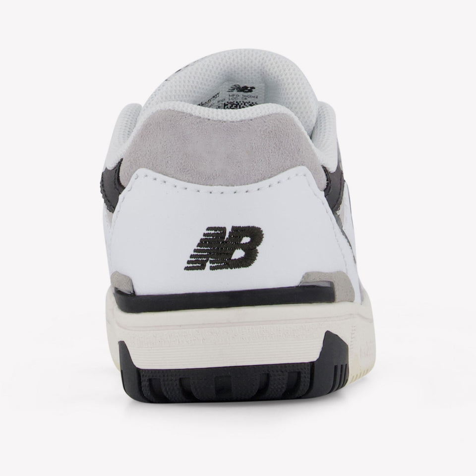 New Balance Unisex sneakers in White