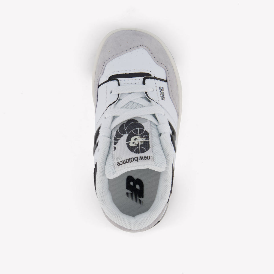 New Balance Unisex sneakers in White