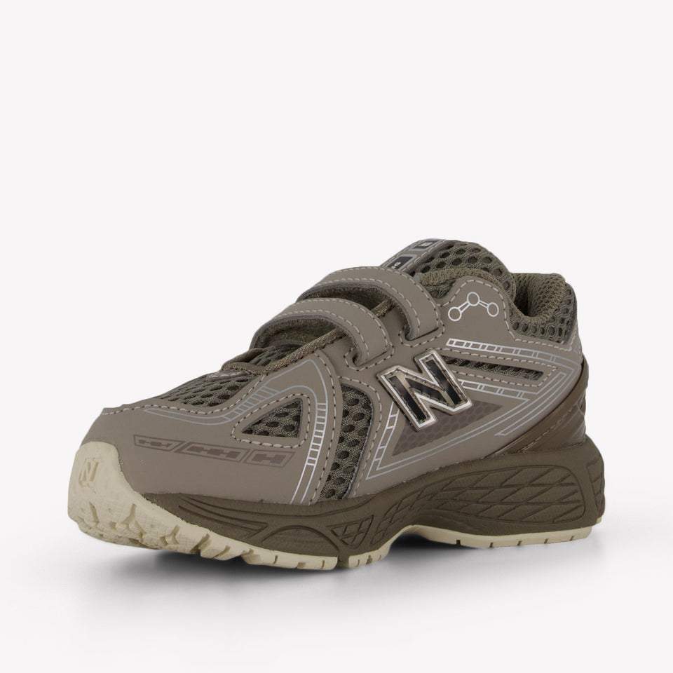 New Balance 1906 Unisex Sneakers In Beige