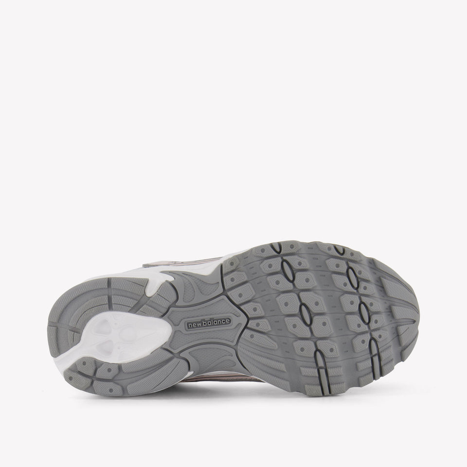 New Balance Unisex Sneakers  Light Pink