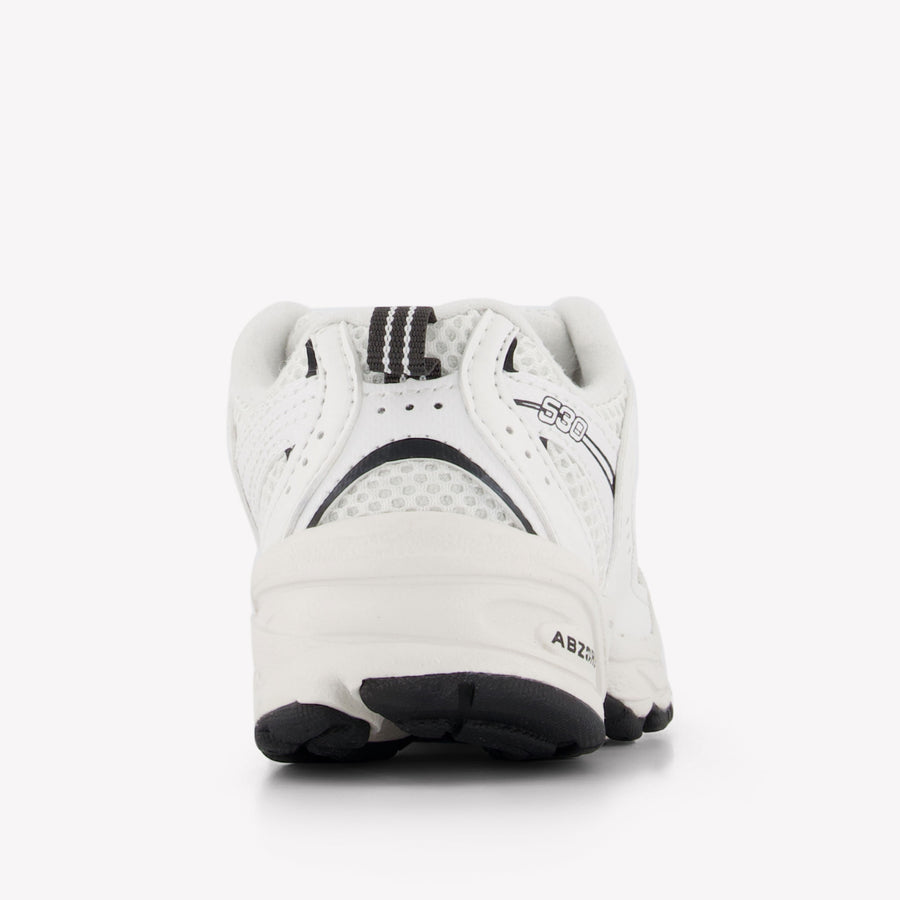 New Balance Unisex Sneakers  White