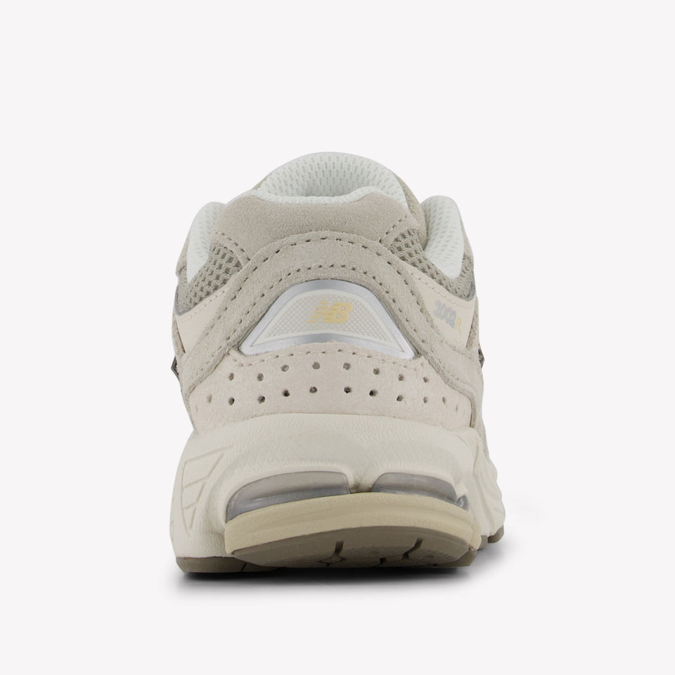 New Balance Kinder Unisex Sneakers in Creme