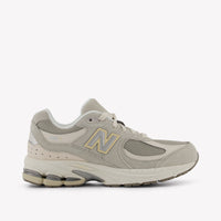 New Balance Kinder Unisex Sneakers in Creme