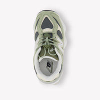 New Balance Iv9060 Unisex Sneakers  Light Green