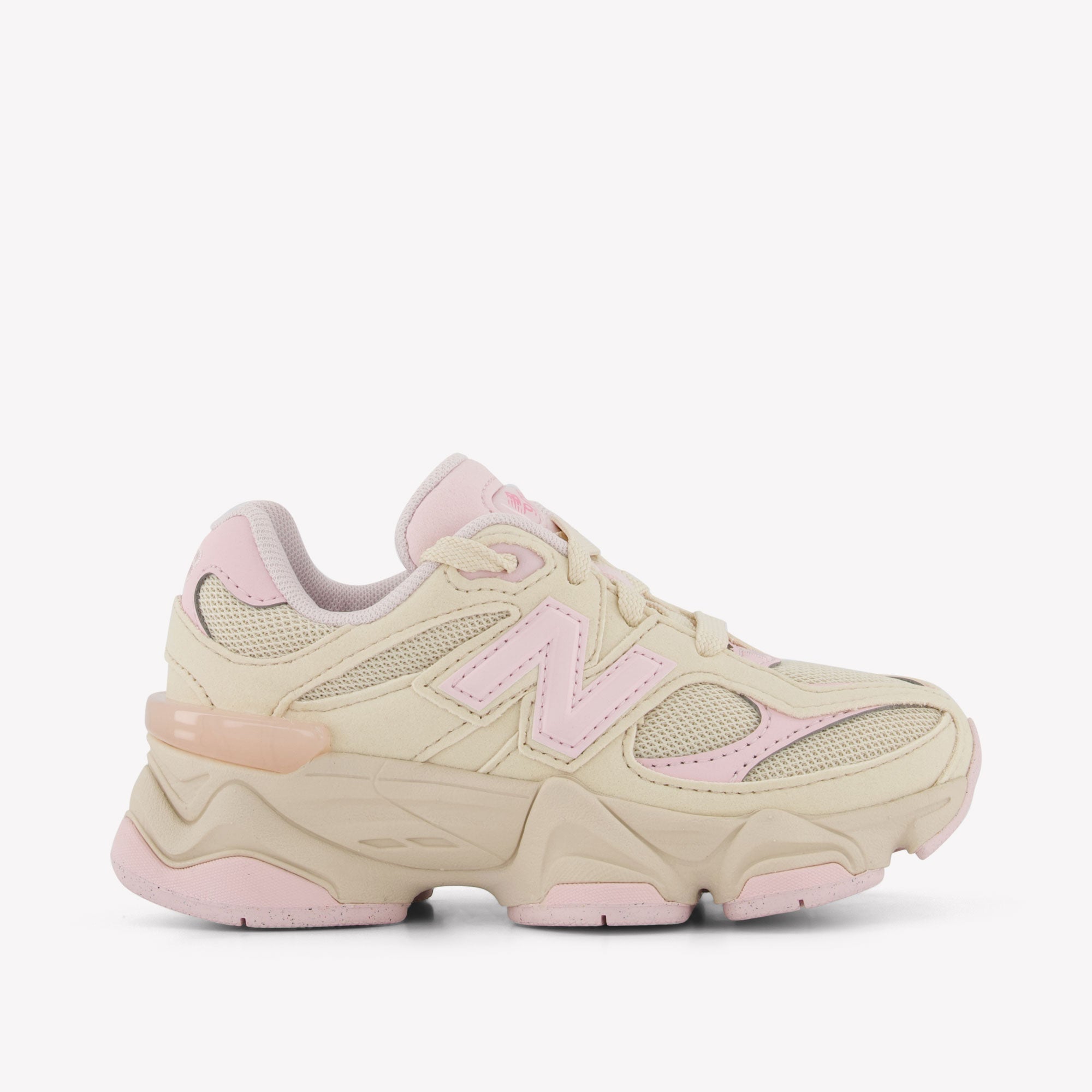 New Balance PC9060 Unisex Sneakers in Licht Roze