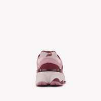 New Balance Gc9060 Unisex Sneakers  Bordeaux