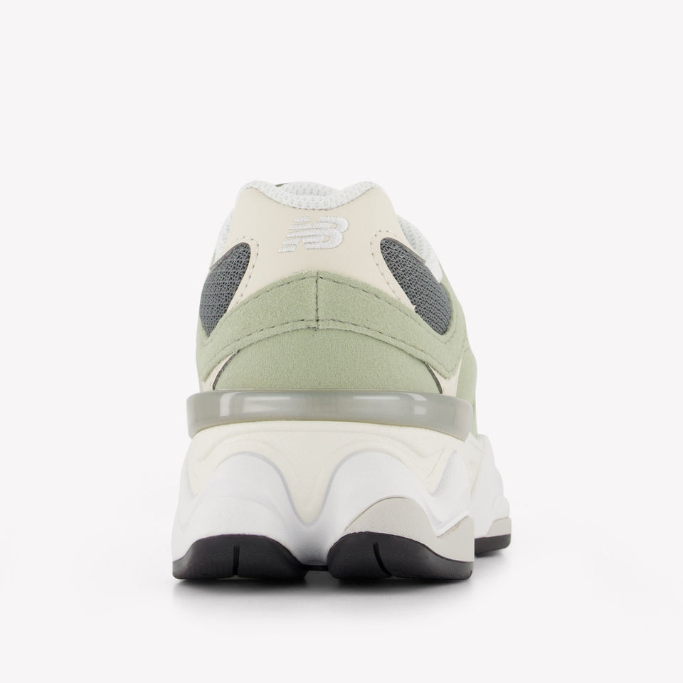 New Balance GC9060 Unisex Sneakers in Licht Groen