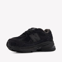 New Balance Unisex Sneakers In Black