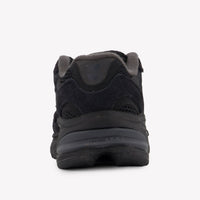 New Balance Unisex Sneakers In Black