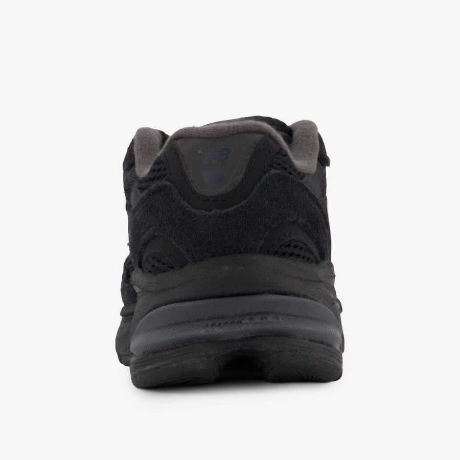 New Balance Unisex Sneakers In Black