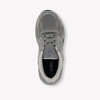New Balance Unisex Sneakers In Gray