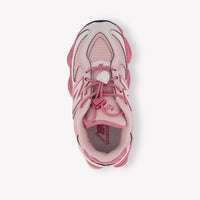 New Balance Unisex Sneakers In Roze